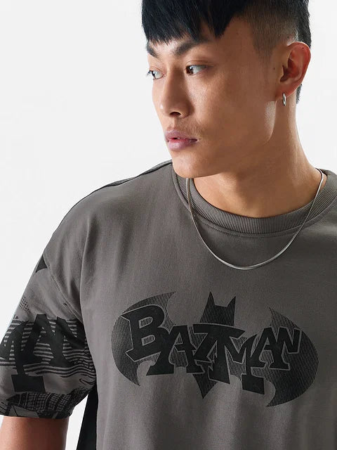 Batman: Gotham's Saviour Oversized T-Shirts