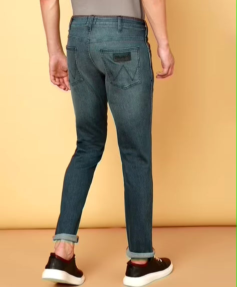 Men Lightly Washed Tapered Fit Jeans